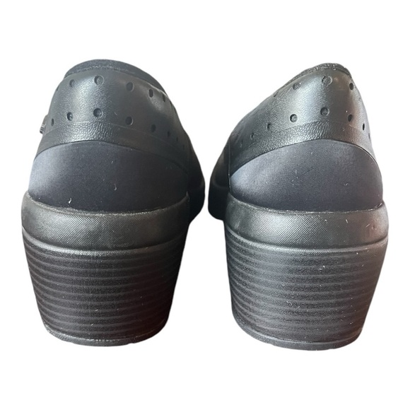 Bzees Willow Slip On Womens Mid Heel Pumps Comfort Black Gold Wedge Size 8 - Picture 7 of 14